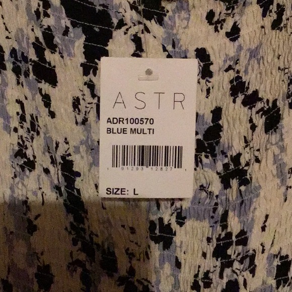 Astr the Label summer dress - Picture 5 of 5
